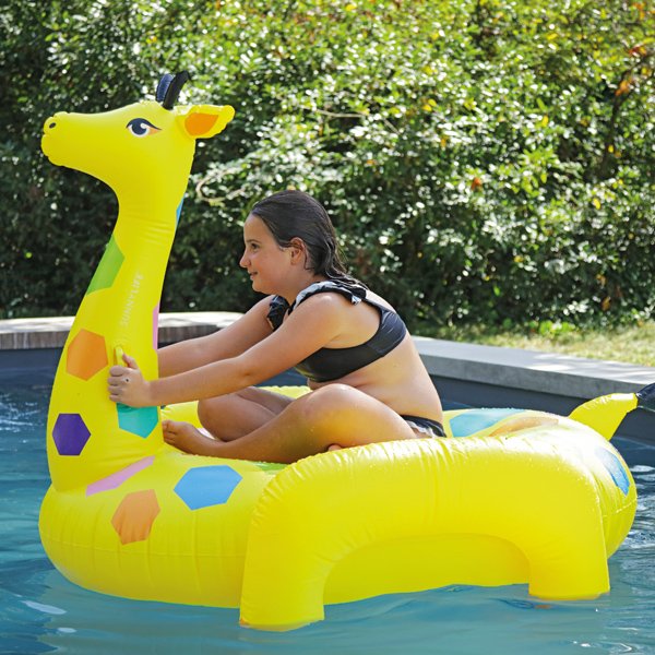 Girafe gonflable piscine - Image 6